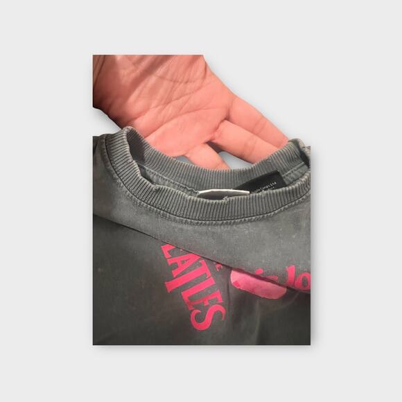 Zara Girls Bundle Streetwear Graphic Tees Beatles 6/7 cream Gray - Picture 5 of 7